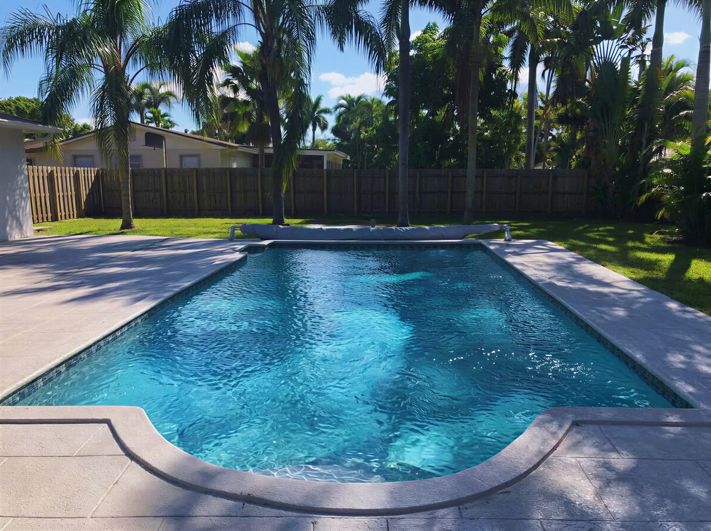 Pool photo 8
